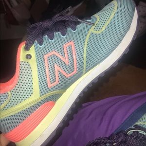 New Balance Tennis Shoe